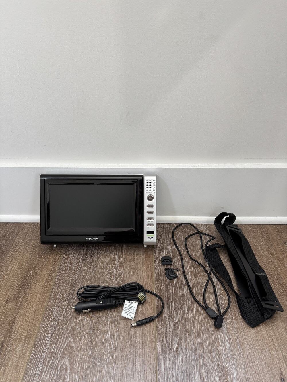 Audiovox 9" Twin DVD Player Tested & Working
